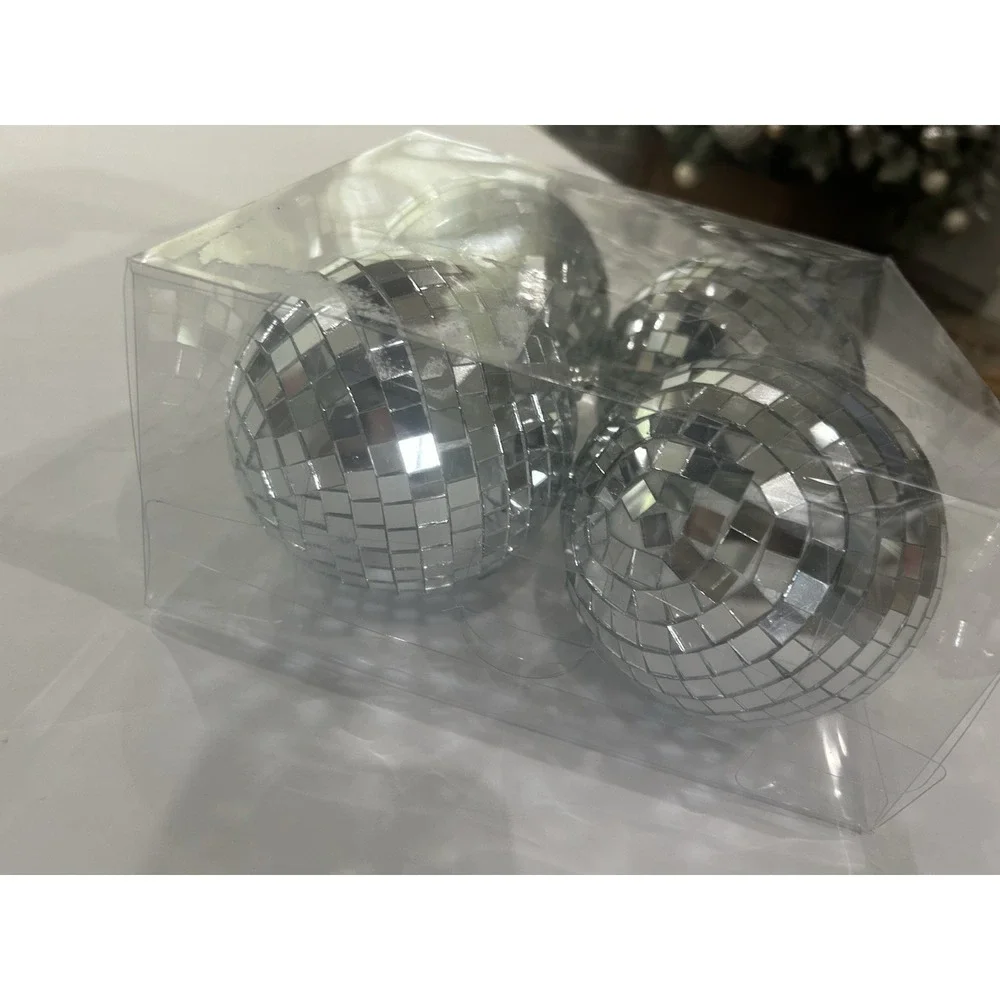 The Unbranded Brand disco party